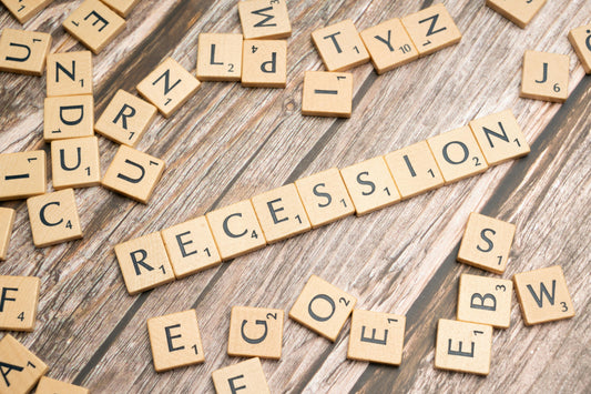 Market on Edge: Stock Drops, Mortgage Rates Fall, and Layoffs Surge – What’s Next?